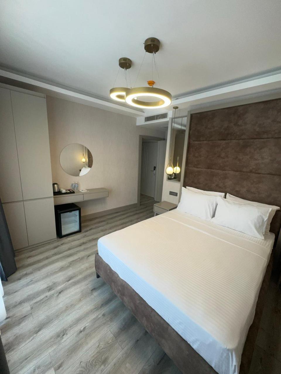 Massimo Hotel Istanbul Bagian luar foto