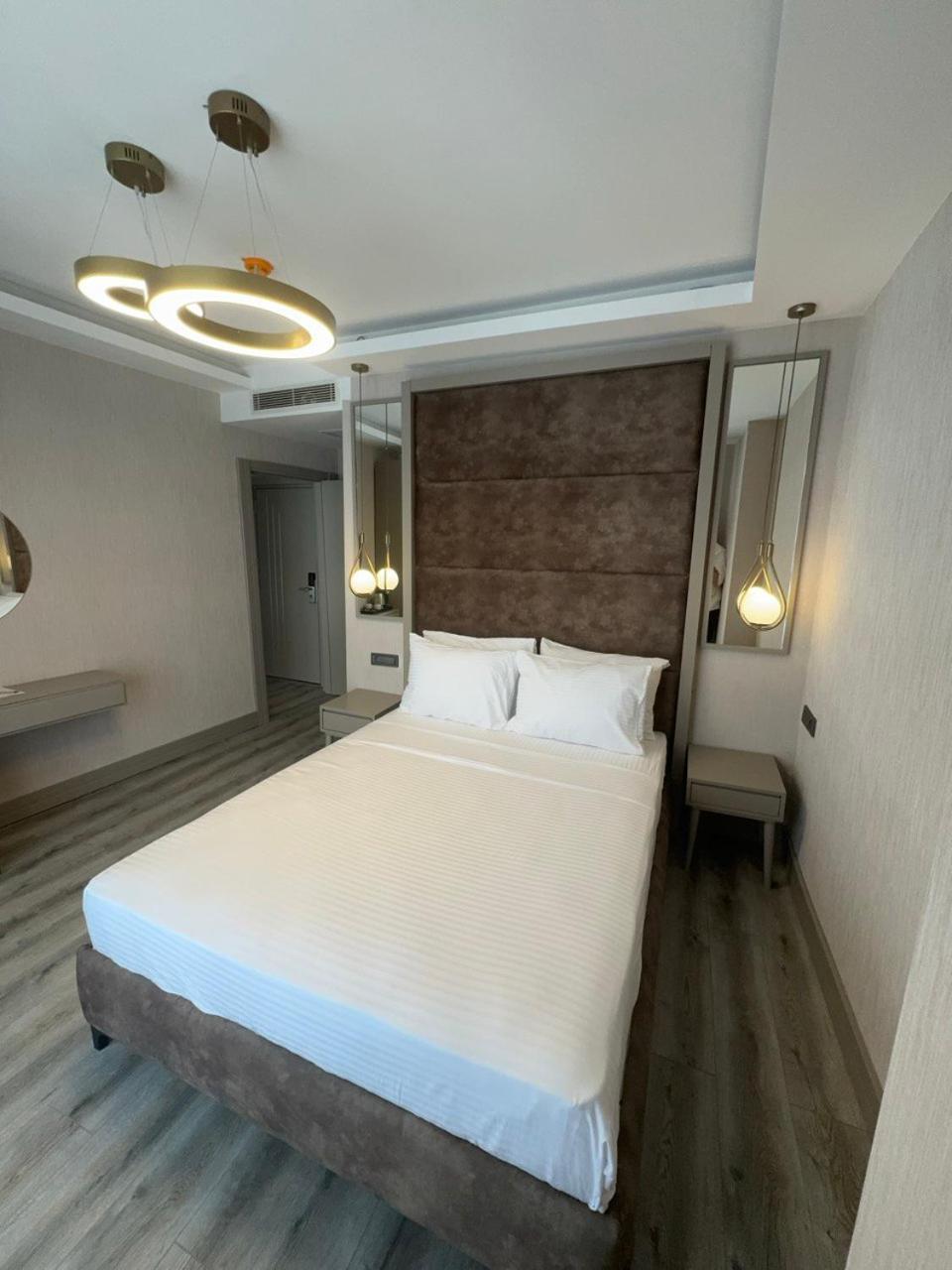 Massimo Hotel Istanbul Bagian luar foto
