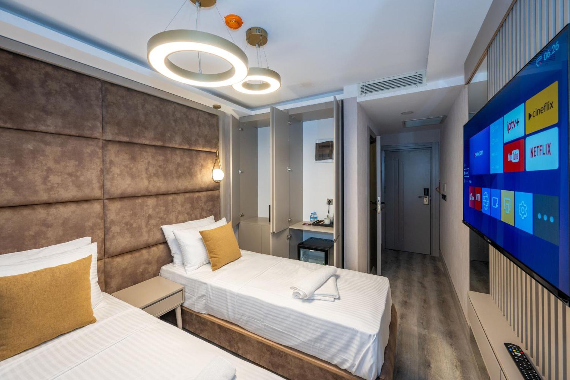 Massimo Hotel Istanbul Bagian luar foto